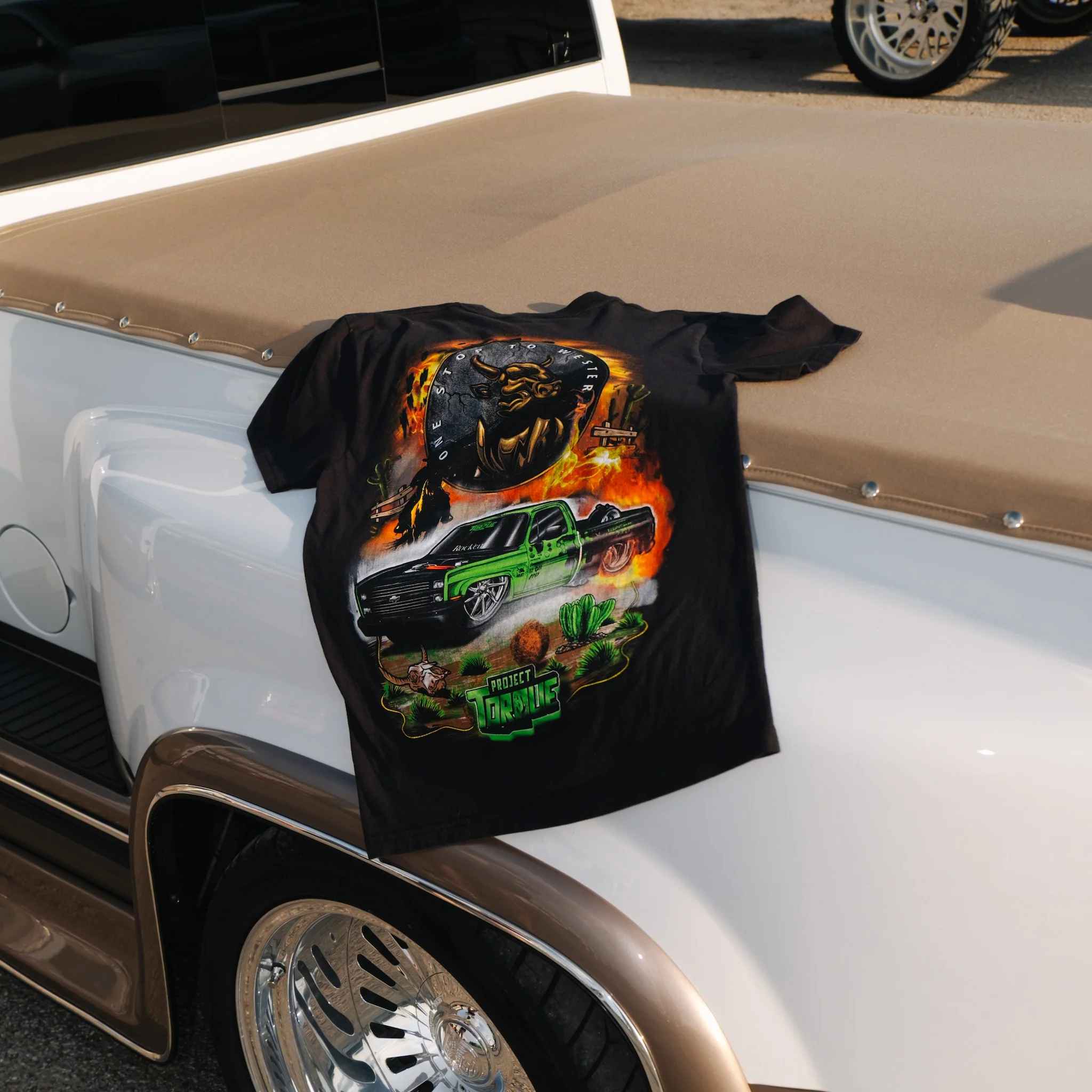 GREEN MACHINE WESTERN BURNOUT T-SHIRT - Image 2